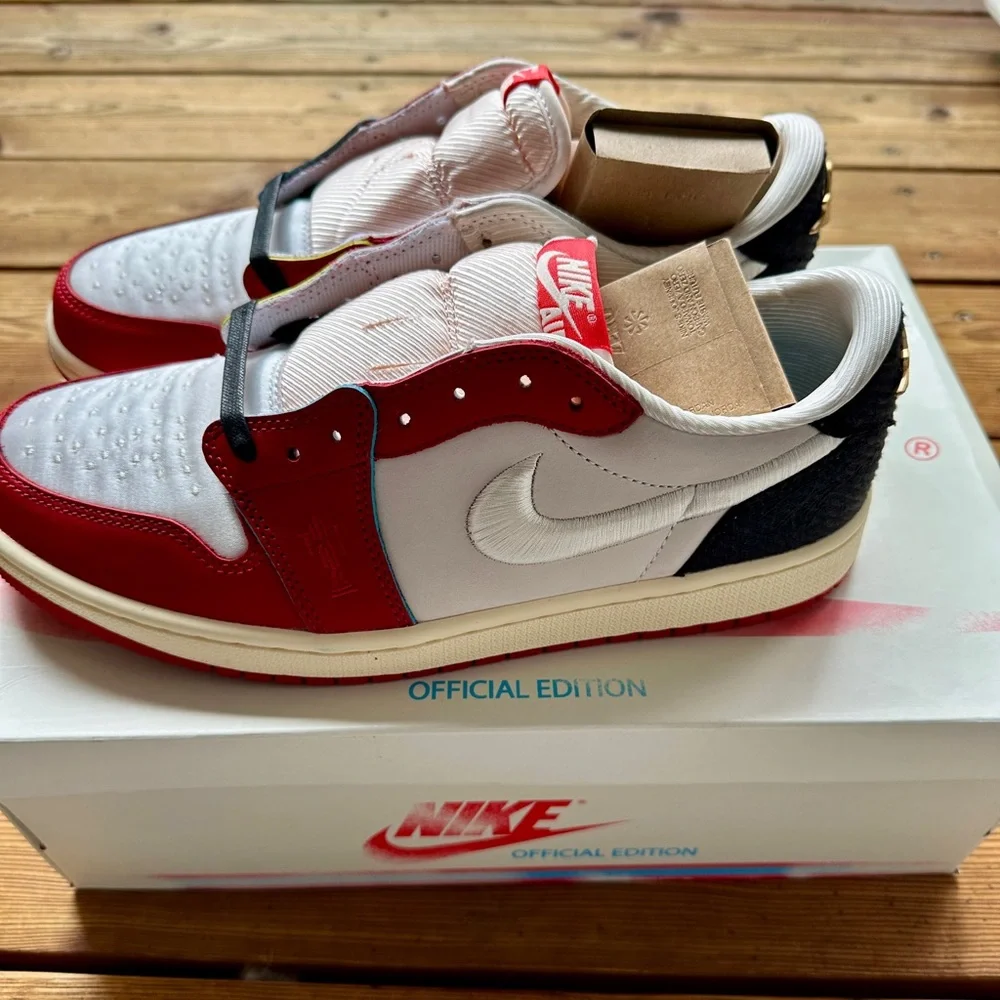Nike Air Jordan 1 Low Trophy Room Men's Sneakers - Picture 2 of 5